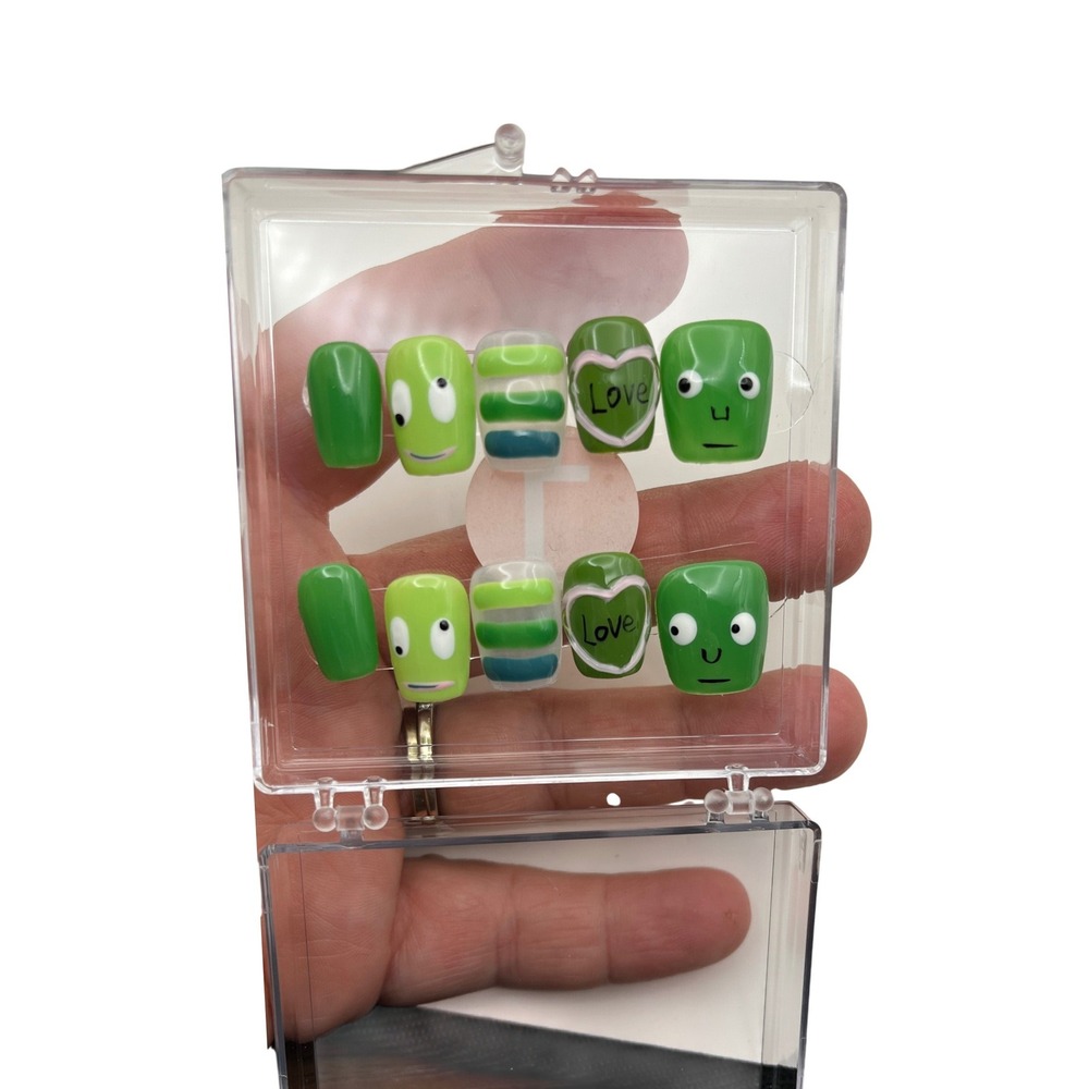 Handmade Press on Nails Women L Green Character Heart Striped Acrylic Full Set